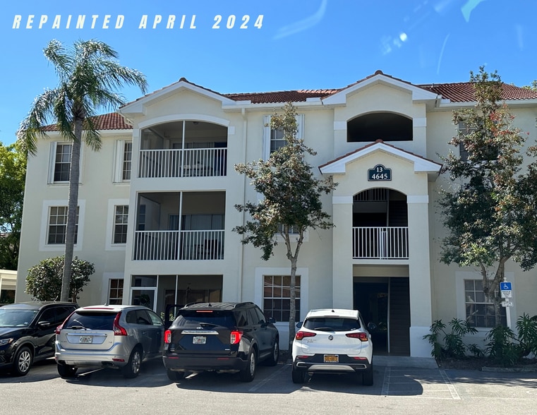 Multiple parking space for visitors. - 4645 Saint Croix Ln