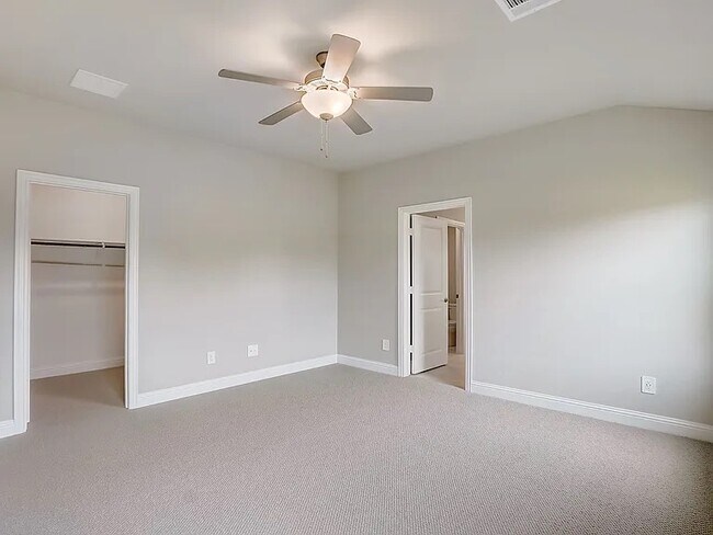 Building Photo - 1209 Gardendale Holw Ln