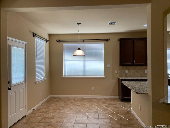 Building Photo - 398 Pecan Meadows