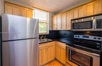Building Photo - 1801 S Treasure Dr