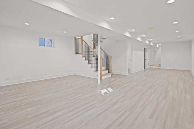 Building Photo - 2201 N 74th Ct