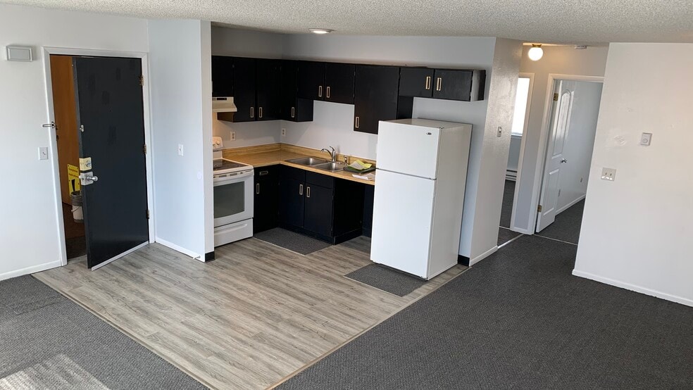 Building Photo - 2510 S McKinley St