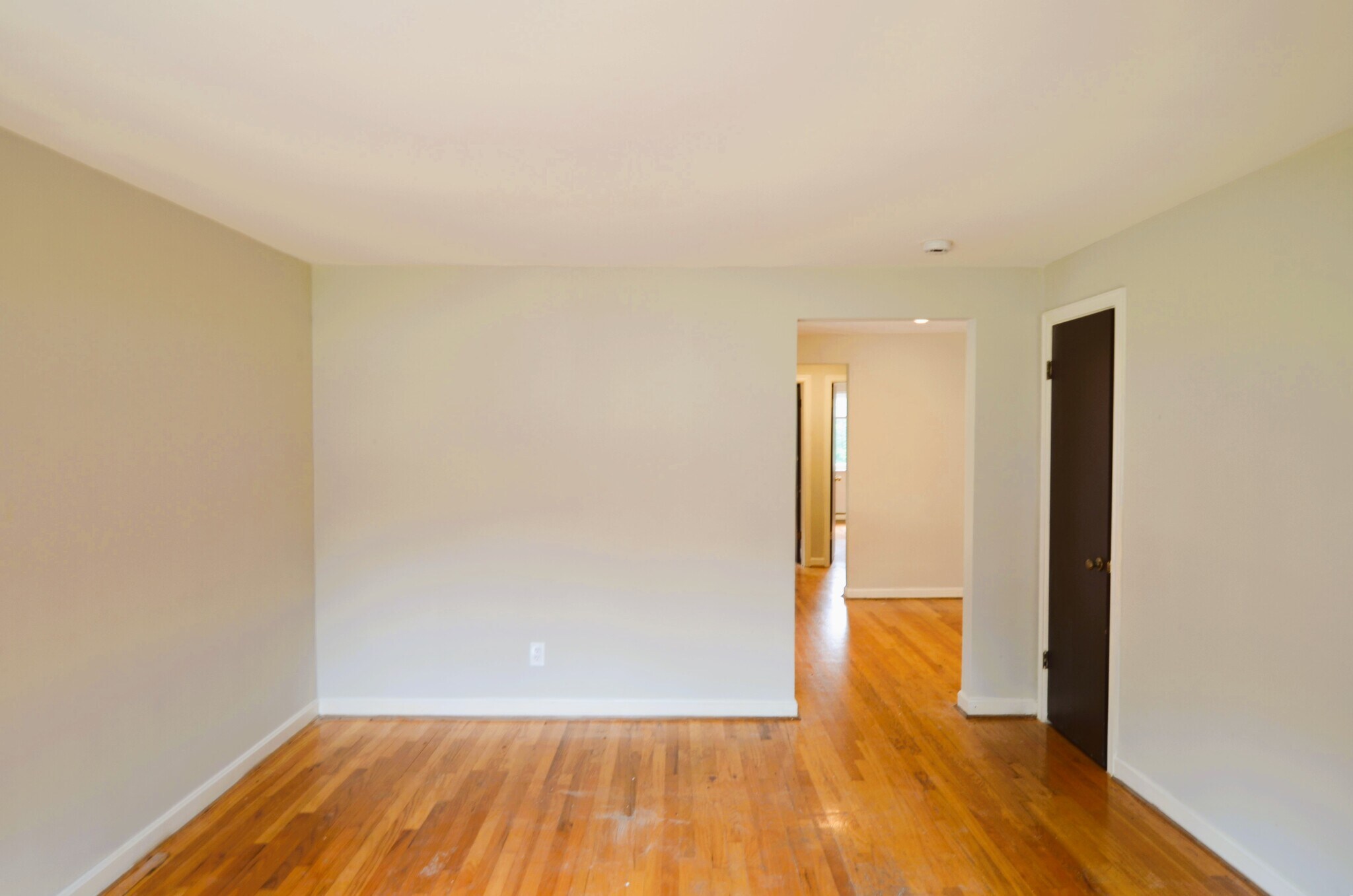 Building Photo - 3931 E Gatewood Ln