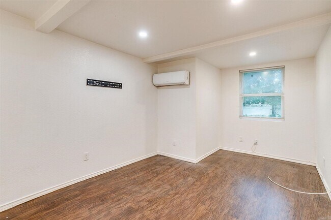 Building Photo - 1712 Fagan Dr