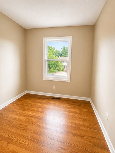 Building Photo - 207 Wakefield Pl