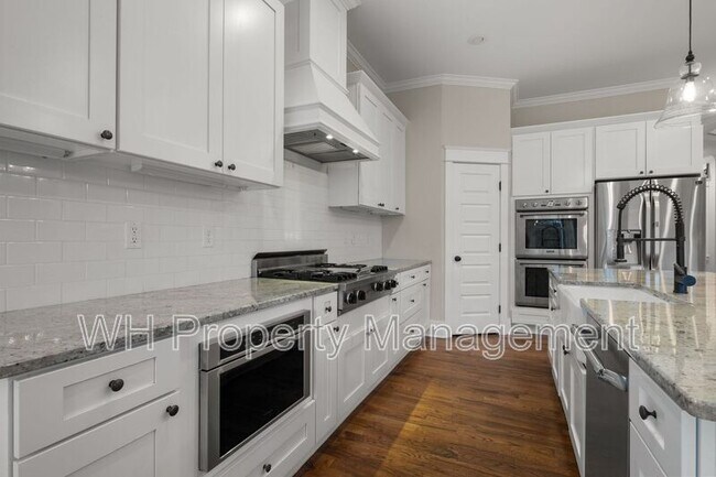 Building Photo - 311B 54th Ave N