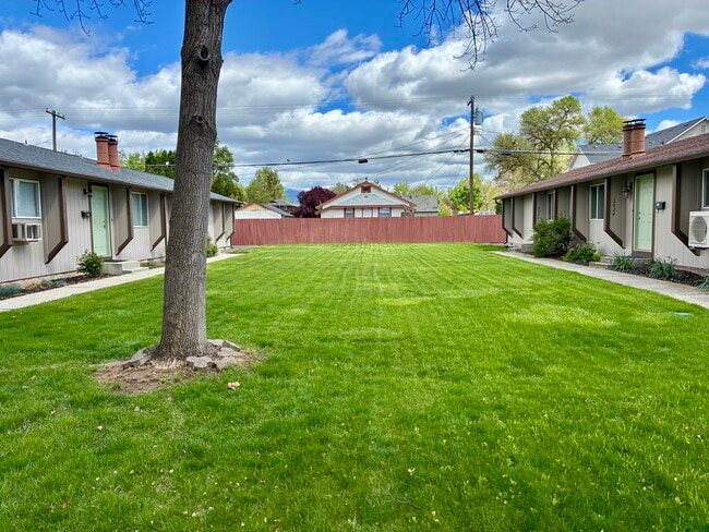 Building Photo - Owyhee St