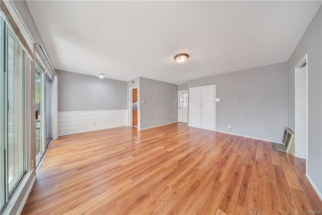 Building Photo - 3388 Rosewood Ave