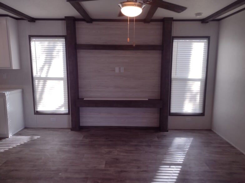 Building Photo - 39784 S Thibodeaux Rd