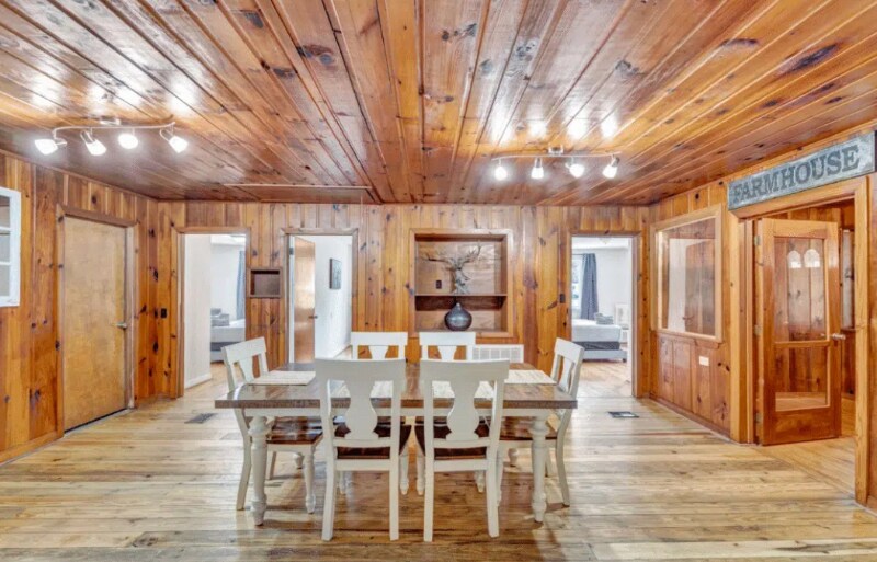 Building Photo - 8521 Old Stage Rd