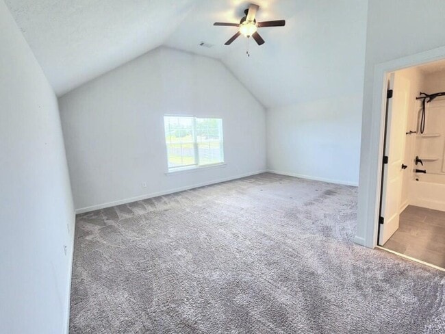 Building Photo - 734 Bancroft Dr