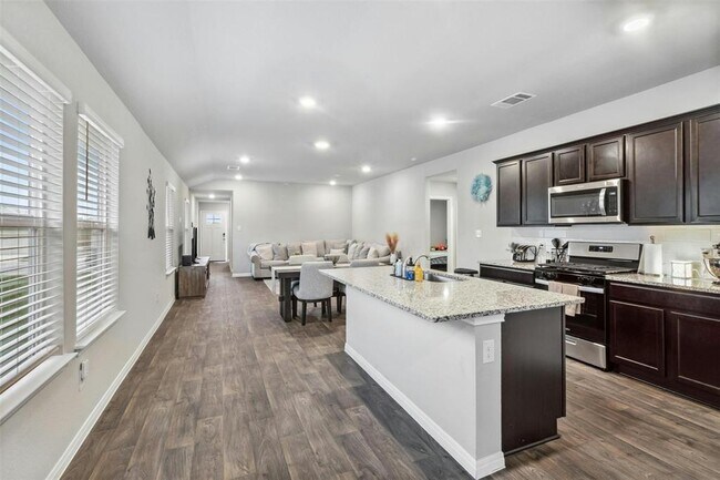 Building Photo - 348 Globe Mallow Cir