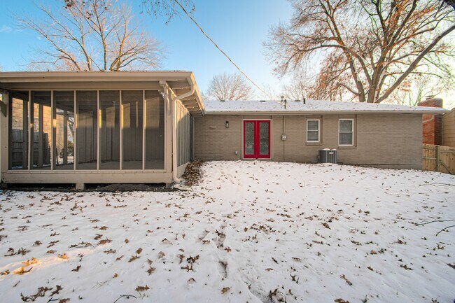 Building Photo - 13228 Ashland Ave