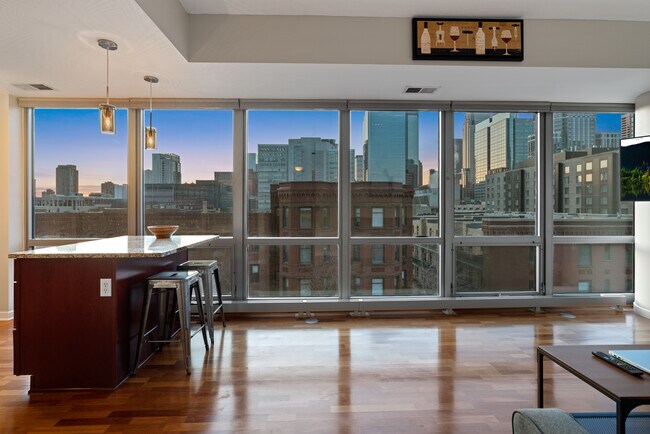 Building Photo - 929 Portland Ave