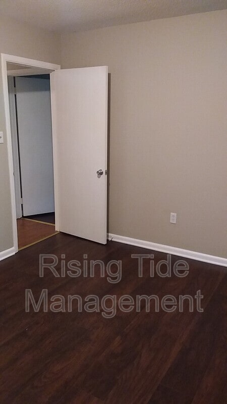 Building Photo - 2743 Lee Meadows Dr