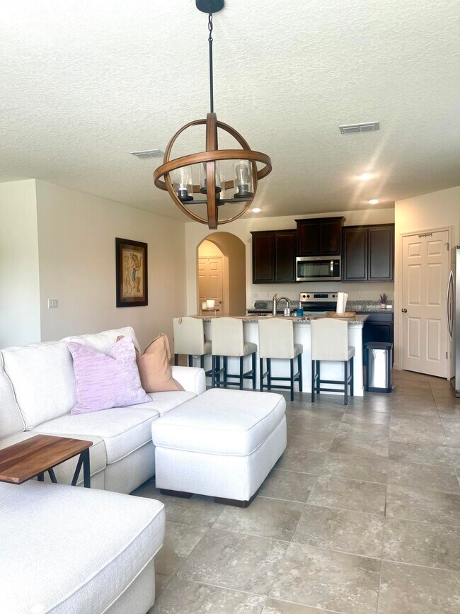 Building Photo - 10574 SW Cambria Ln