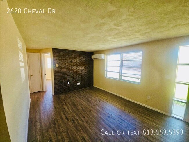 Building Photo - 2620 Cheval Dr