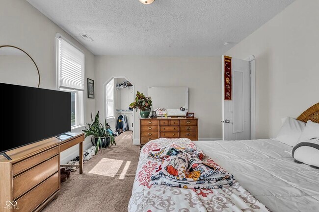 Building Photo - 2508 Carrollton Ave