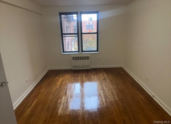 Building Photo - 89-20 55th Ave