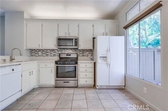 Building Photo - 23633 Kingdon Ct