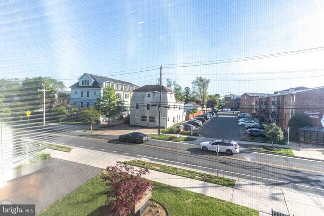 Building Photo - 4343 Cherry Hill Rd