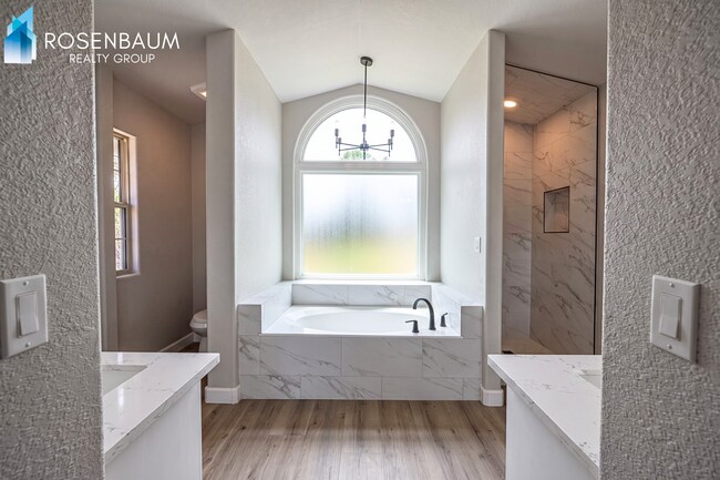 Building Photo - 8983 E Volcano Dr