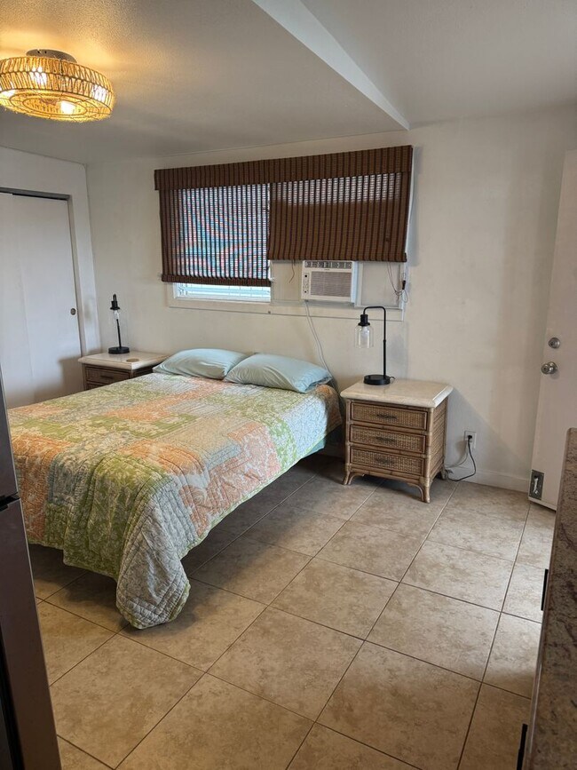 Building Photo - Attached Guest Studio Home in Kailua Town with Yard, and Pets Allowed