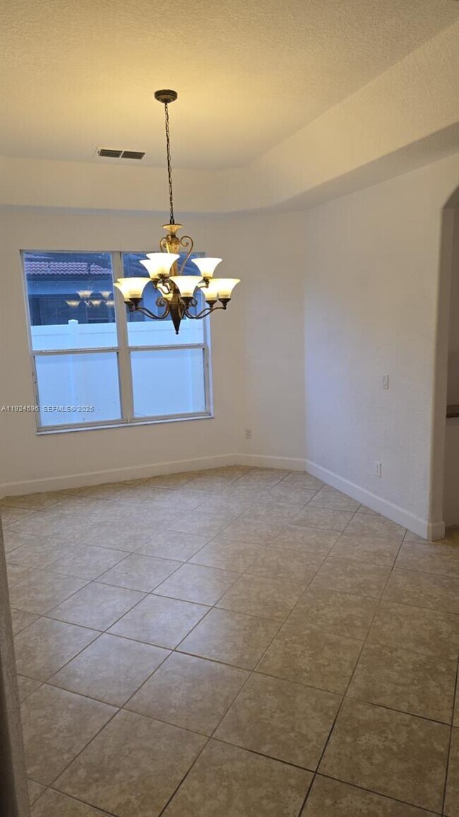 Building Photo - 2802 Quiet Water Trail