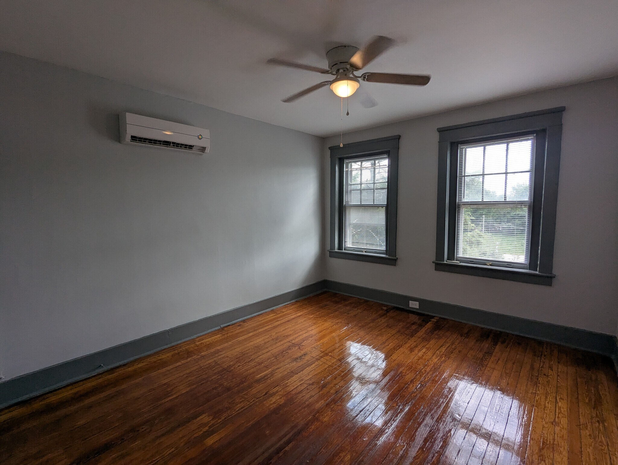 Building Photo - 2914 Idlewood Ave