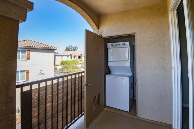 Building Photo - Vista Pointe