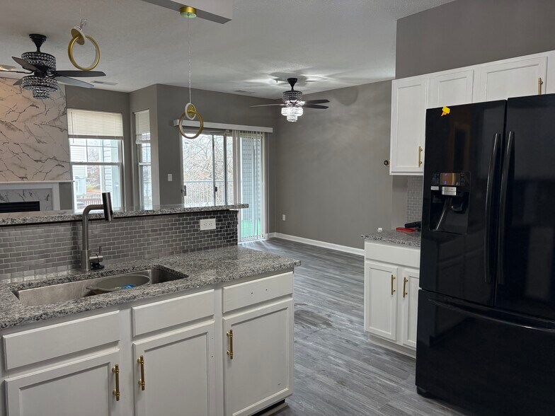 Building Photo - 7416 Hindon Cir