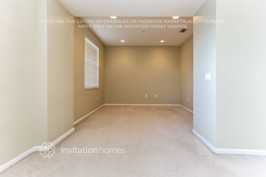 Building Photo - 2709 Pienza Circle