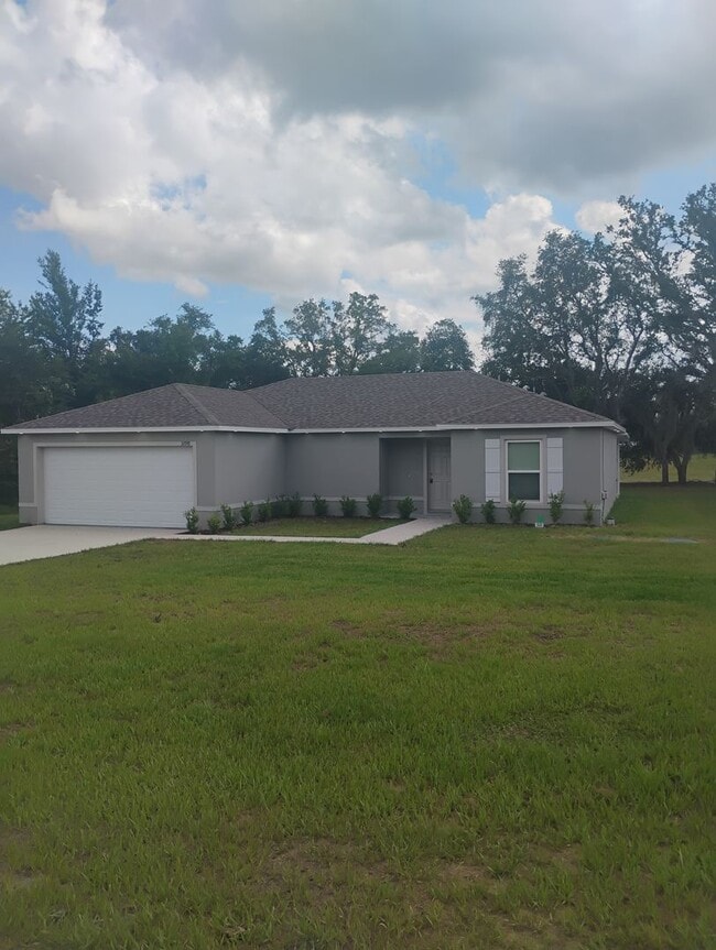 Building Photo - Marion Oaks home