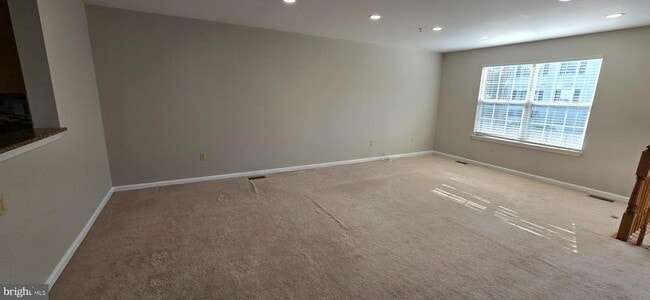 Building Photo - 8881 Goose Landing Cir