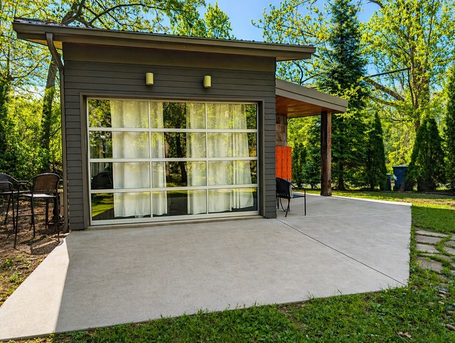 Building Photo - Fabulous "Microhome" in Kenilworth Area!