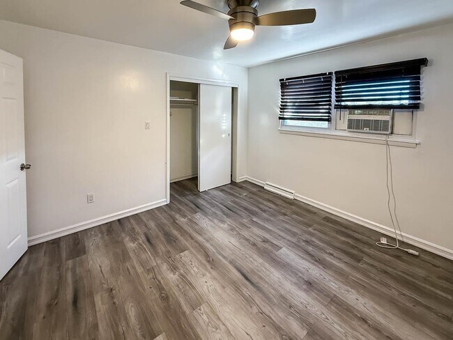 Building Photo - 8 West Side Ave