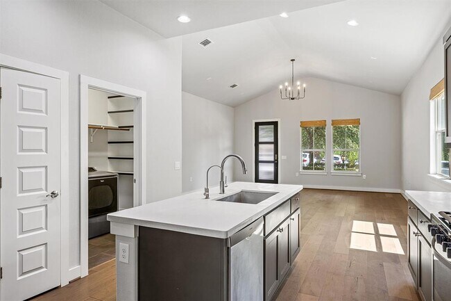 Building Photo - 12218 Cottage Promenade Ct