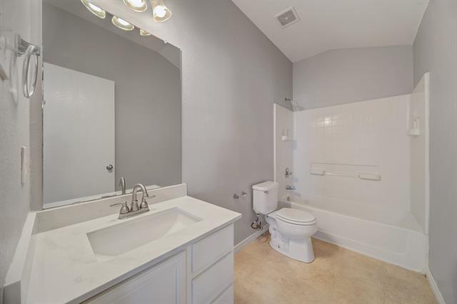 Building Photo - 7120 Wind Row Dr