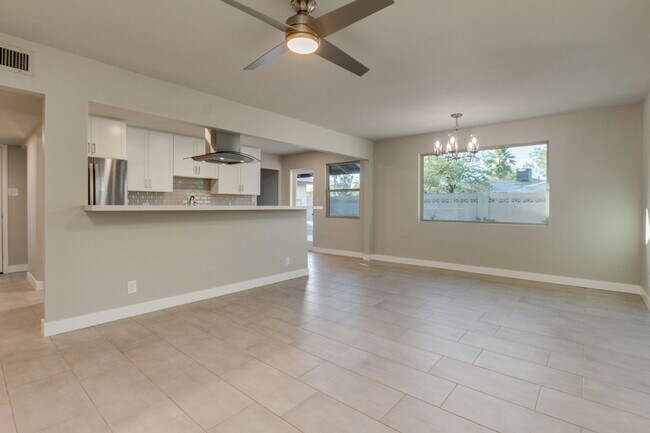 Building Photo - 4 Bedroom, 3 Baths, includes 2 Master Suites Just 1-Mile from ASU