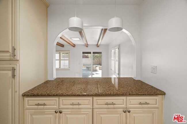 Building Photo - 5227 Etheldo Ave