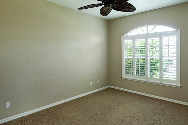 Building Photo - 710 Timber Ridge Trail SW