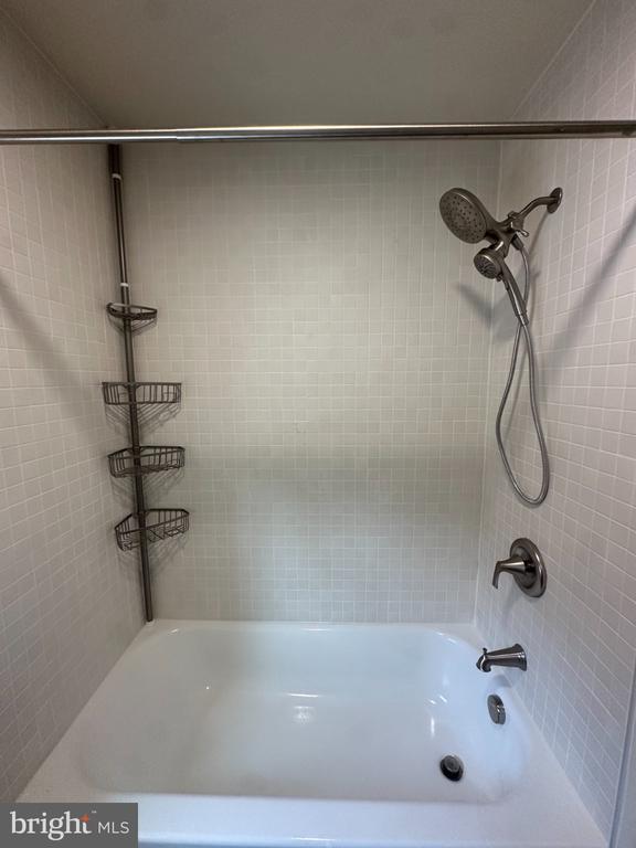 Building Photo - 548 Hershey Rd