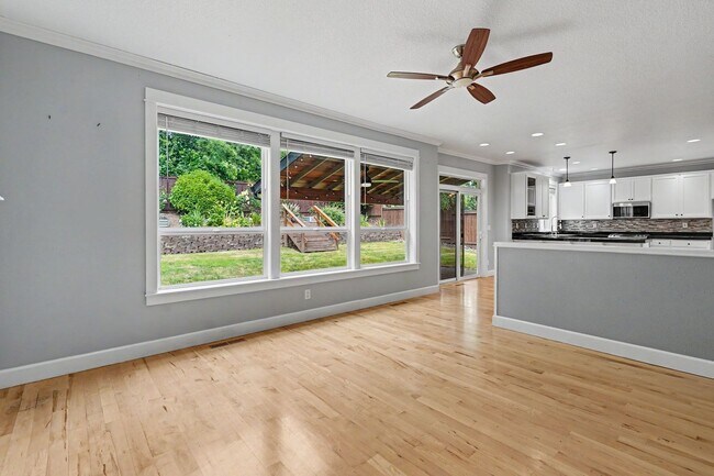 Building Photo - 1321 Chapman Hill Dr NW