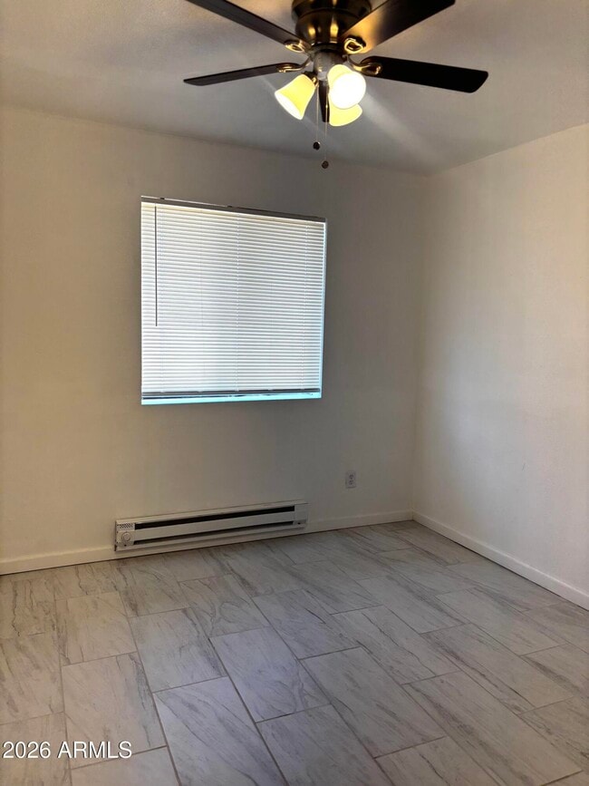 Building Photo - 2135 Hohokam Dr
