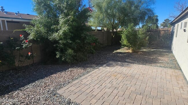 Building Photo - 18436 N 1st St