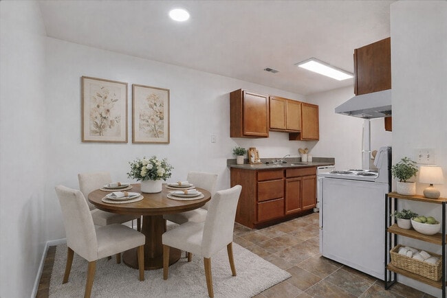 Building Photo - Valley Park Apartments
