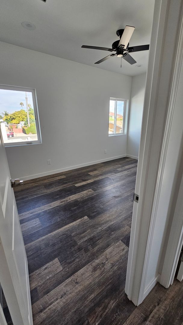 Building Photo - AVAILABLE FOR MOVE IN NOW!! Gorgeous brand...