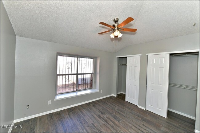 Building Photo - 6023 Bridalveil Dr