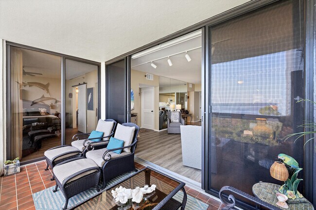 Building Photo - 1930 Harbourside Dr