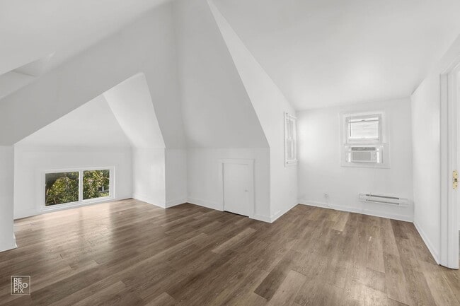 Building Photo - 311 Marengo Ave